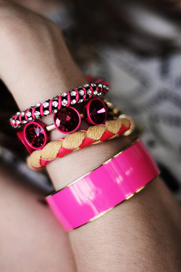 pink accessories via brightontheday