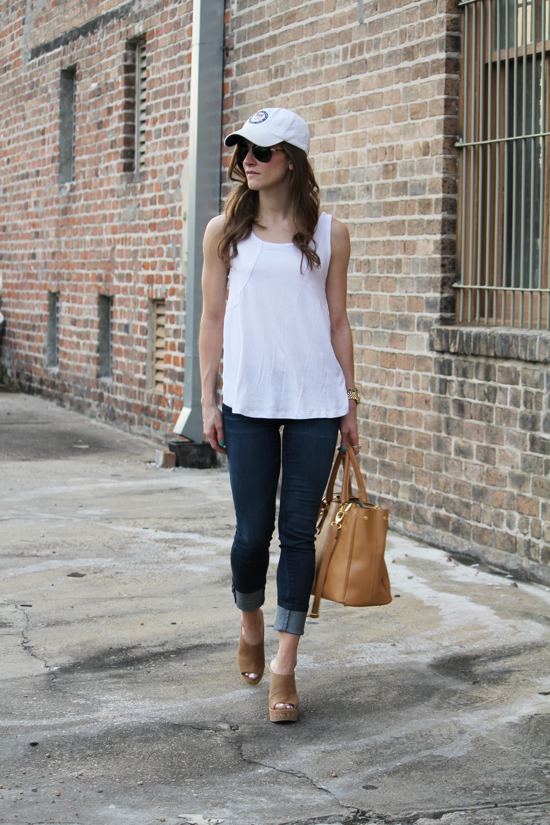 Simple Jeans + White Tee