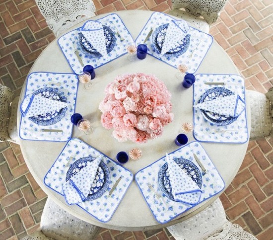 Tory-Burch-Tabletop-dishes-_-Spongeware-blue-and-white-680x598