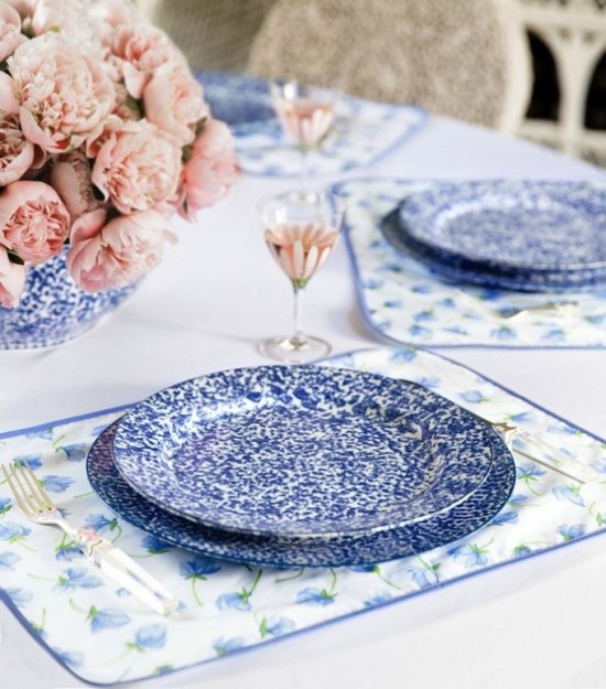 Tory-Burch-Tabletop-dishes-_-Spongeware-blue-and-white-flowers-680x773