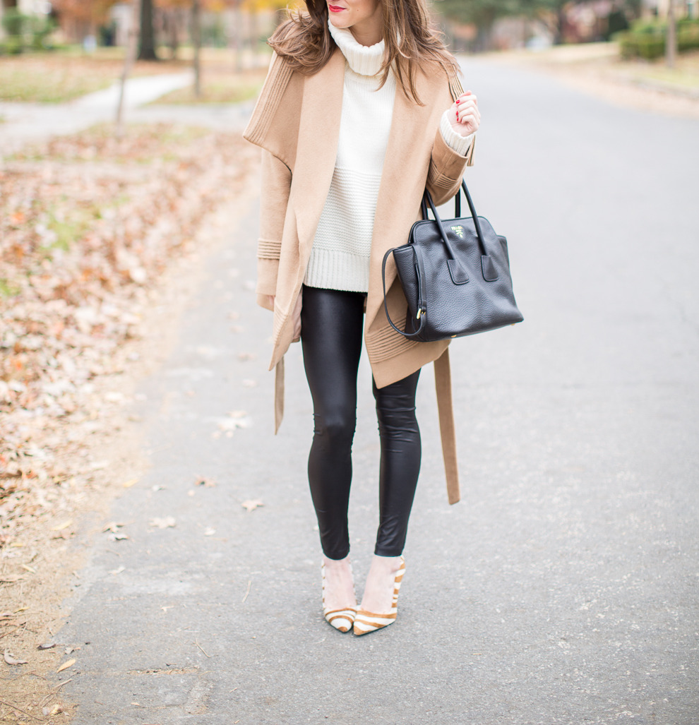 Beige Turtleneck with Leggings Outfits (5 ideas & outfits)