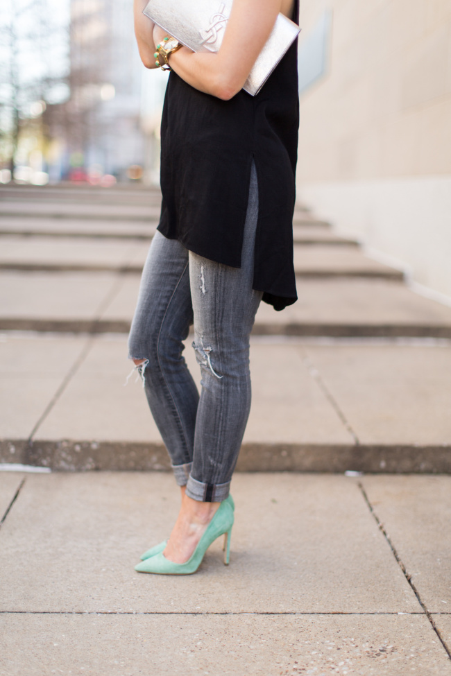 grey jeans, black tunic top, mirror sunglsses, green suede pumps, silver ysl clutch, going out outfit, black and grey outfit22