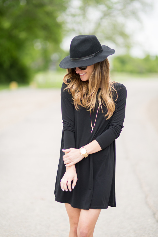 long sleeve swing dress and black fedora