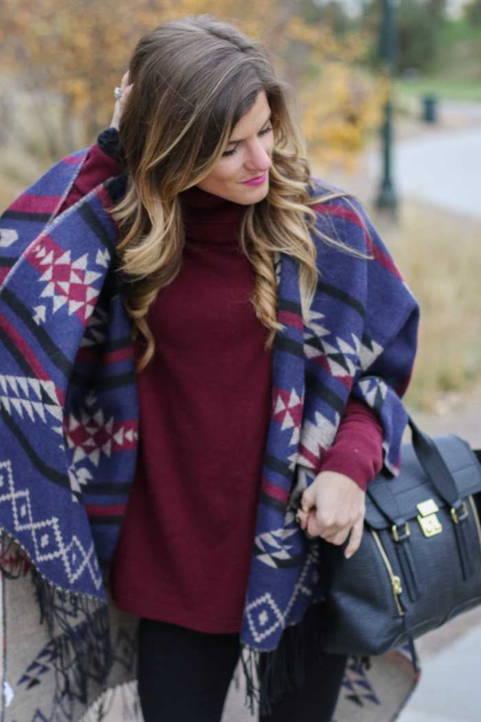 Blanket ponchos street styles  Winter fashion outfits casual, Curvy fall  outfits, Curvy outfits