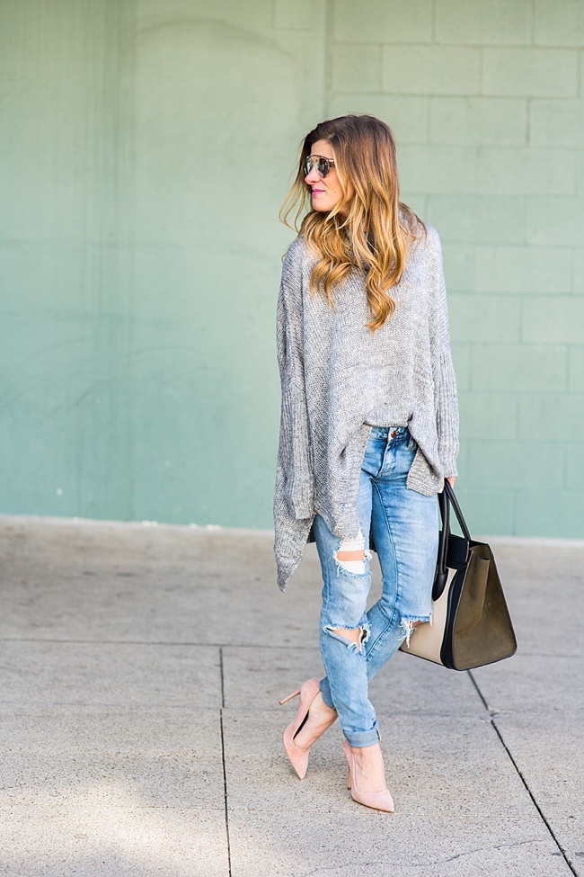 brightontheday wearing oversized cowl neck sweater with distressed blue jeans and pink suede pointed toe pumps