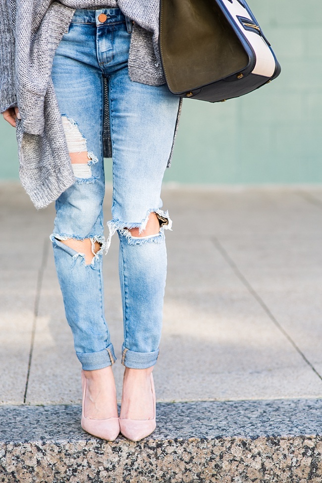 brightontheday wearing blank nyc distressed jeans with pastel pink suede pumps