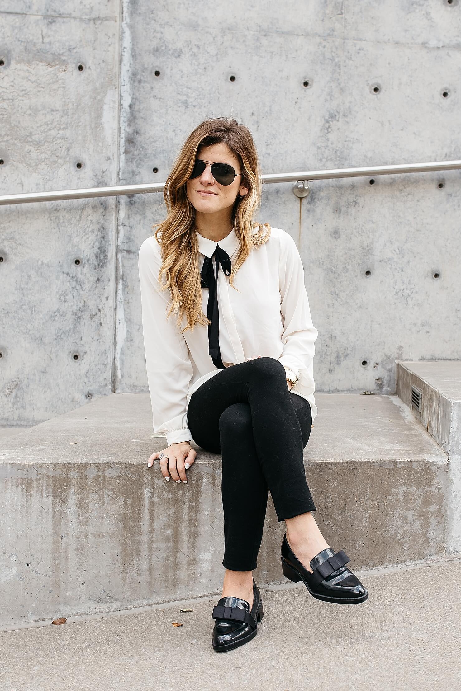 Fall Business Casual Outfit Chic Black & White Look for Work