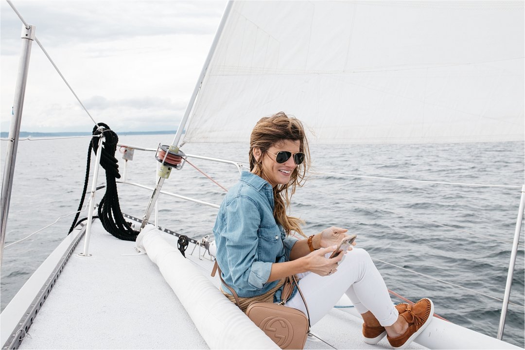 white jeans outfit, chambray shirt, cognac suede jslide loafers, gucci crossbody, sailing in seattle