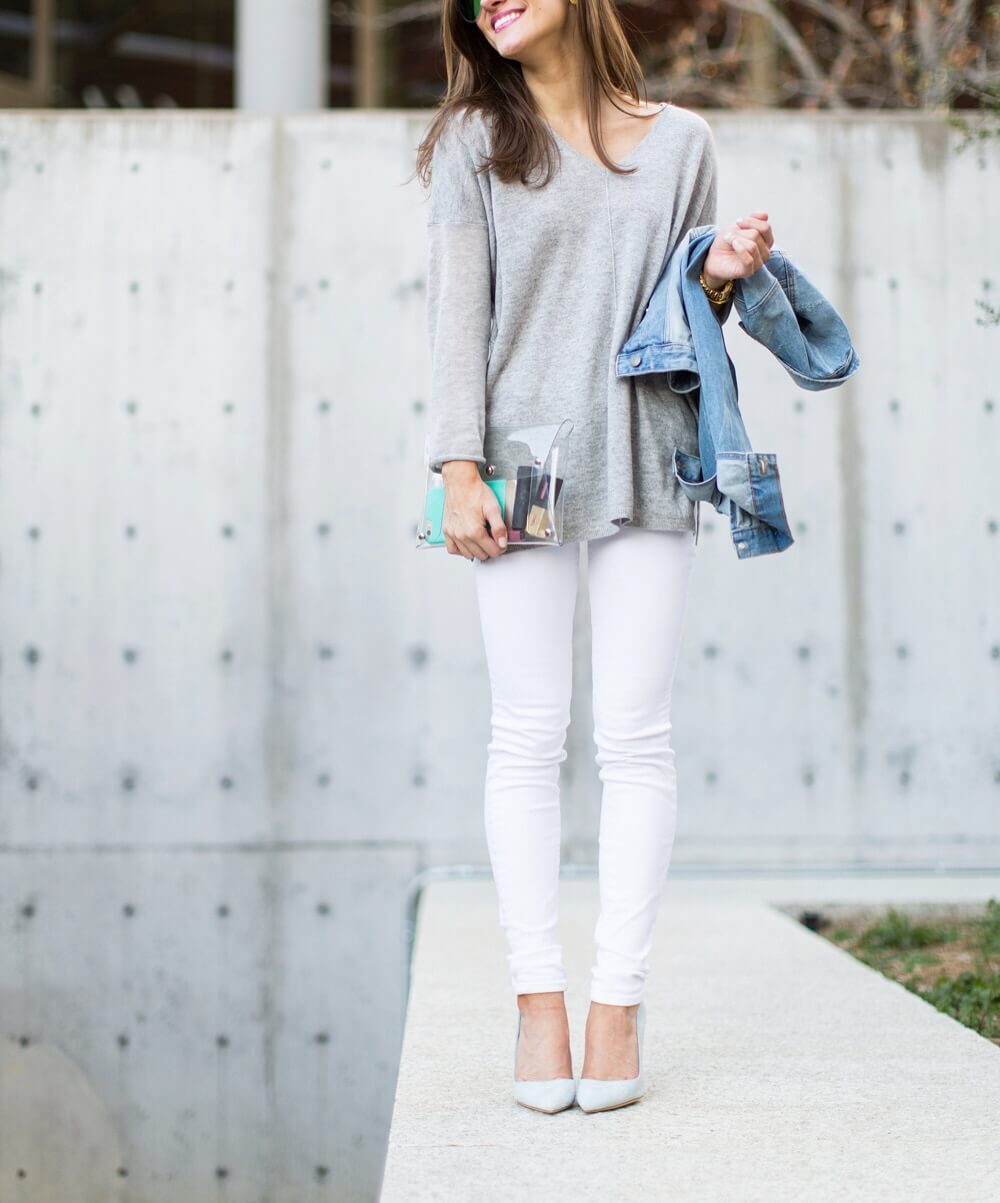 white jeans outfit, white jeans with grey sweater, light grey pointed toe pumps by dee keller, white jeans outfit, simple grey sweater, winter white outfit