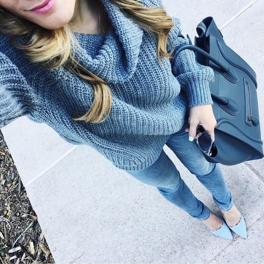 broghton the day close up selfie all grey fall outfit