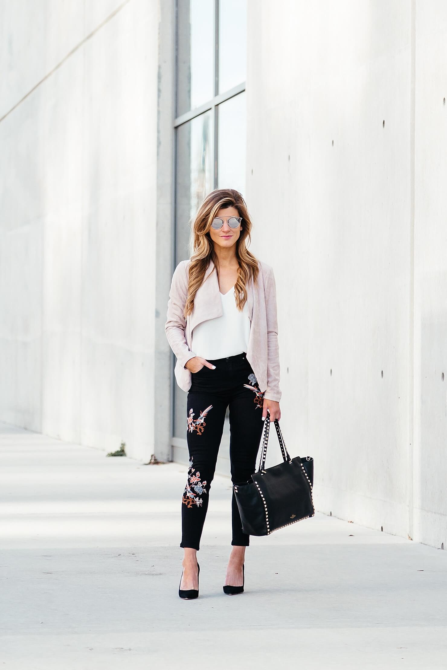 going out outfit // embroidered jeans and white top with pink jacket 