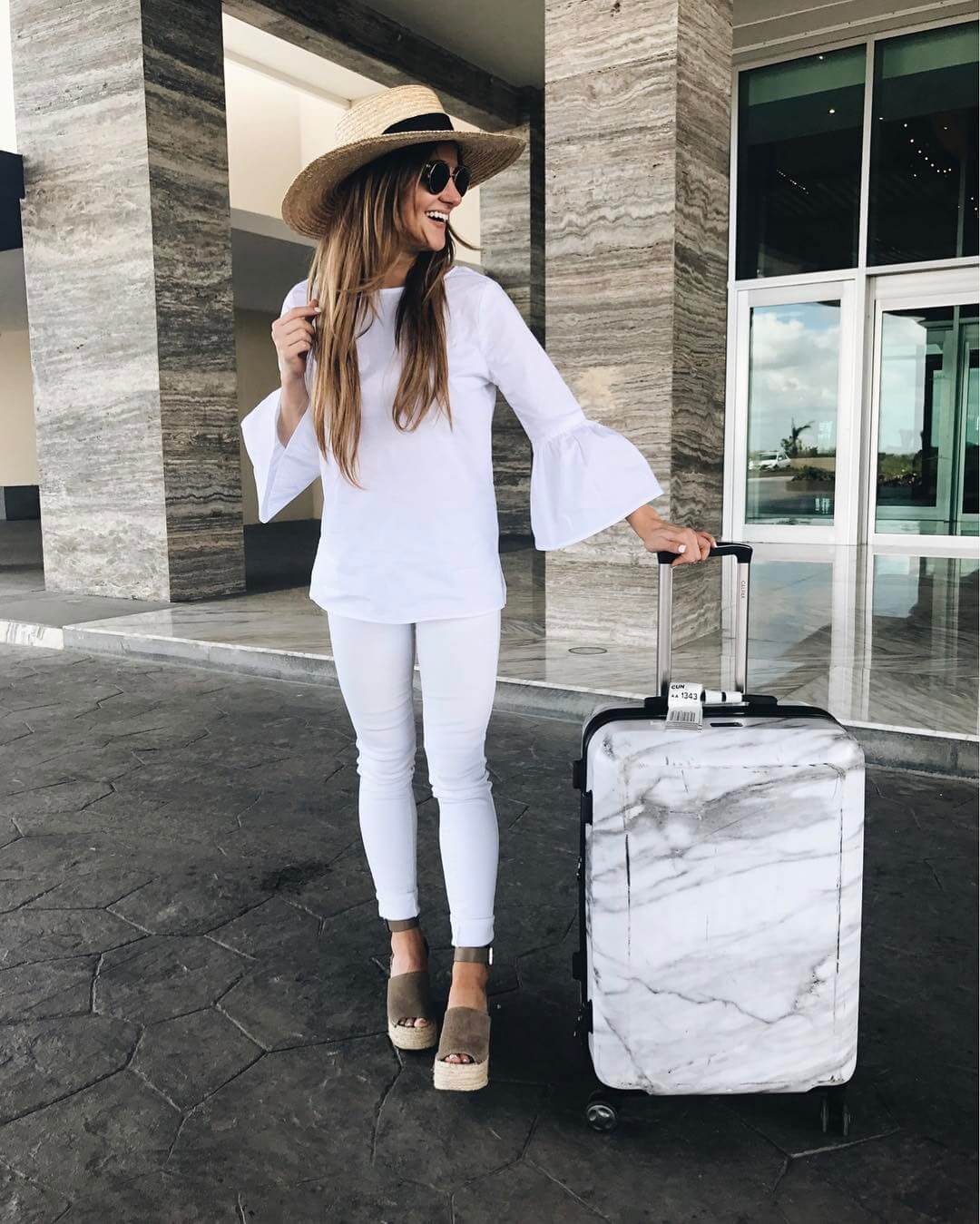 travel ootd for cancun, vacation travel outfit 