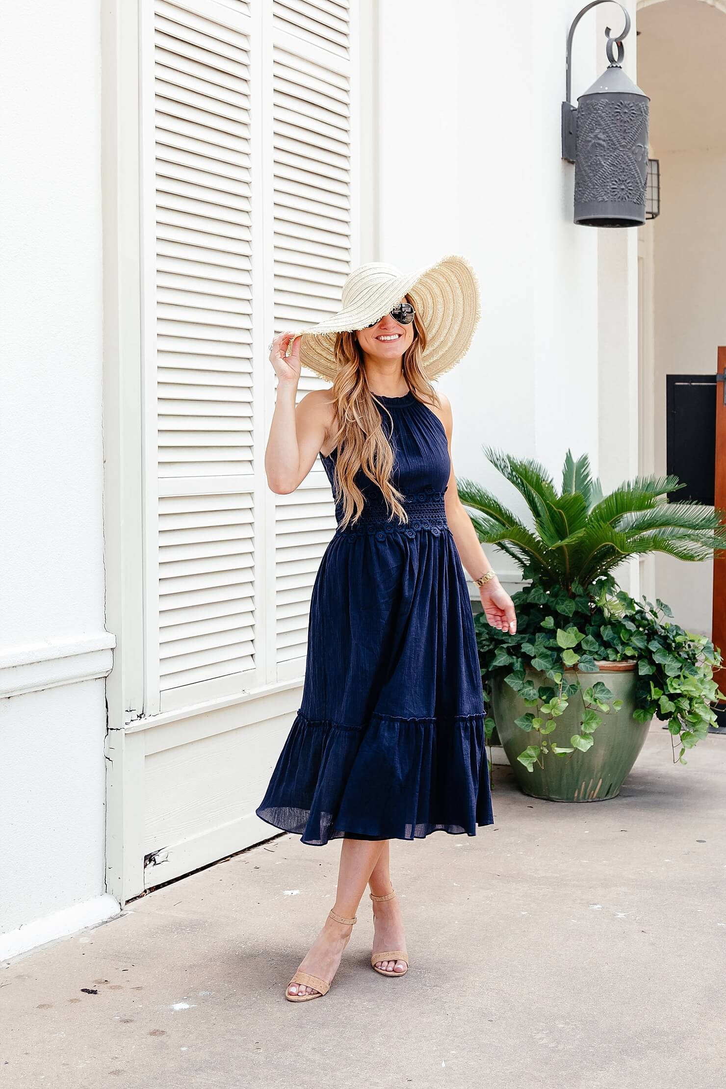 navy midi dress, feminine summer outfit, summer dress with sun hat, casual summer dress outfit