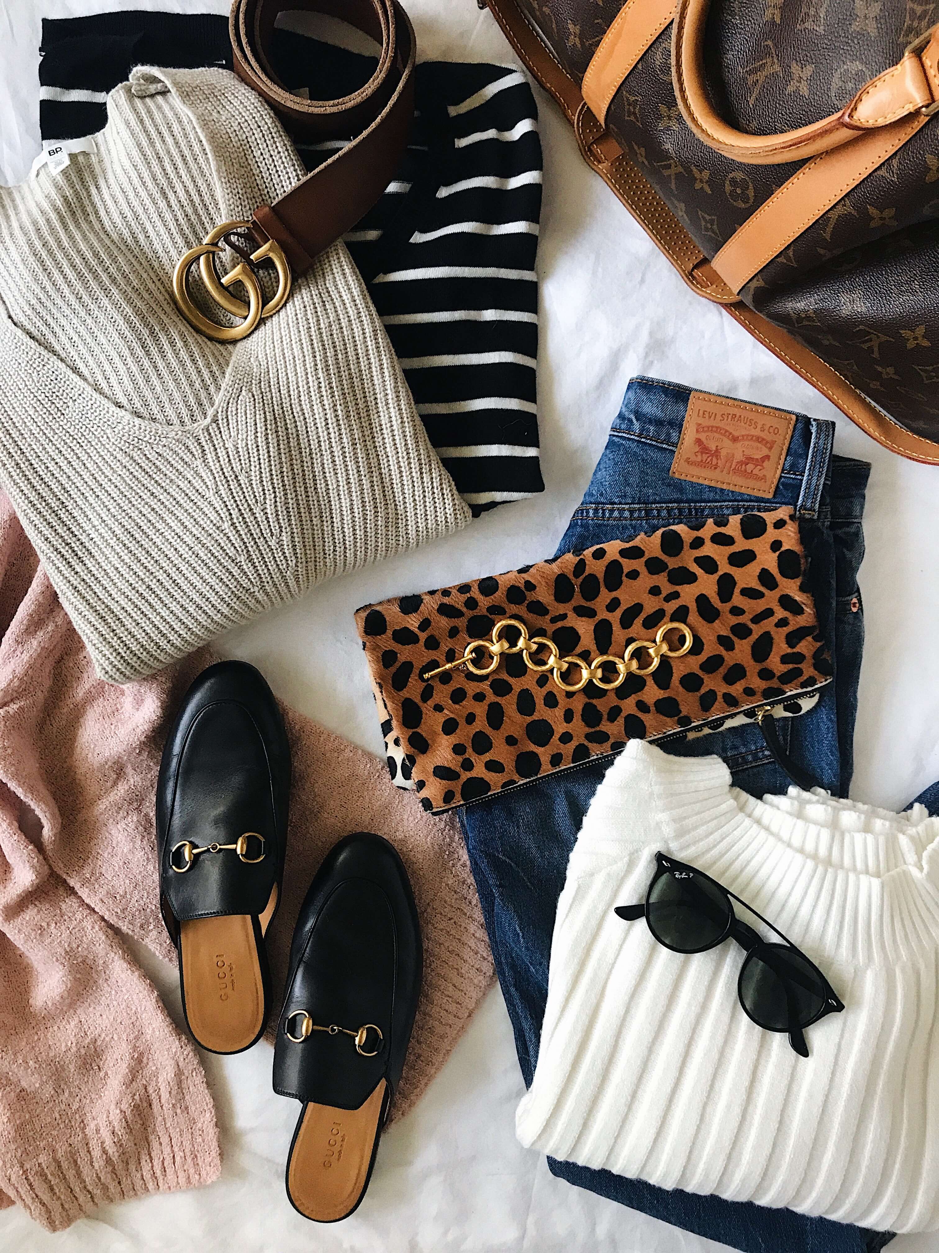 what I packed to Milan // packing photo // fall essentials
