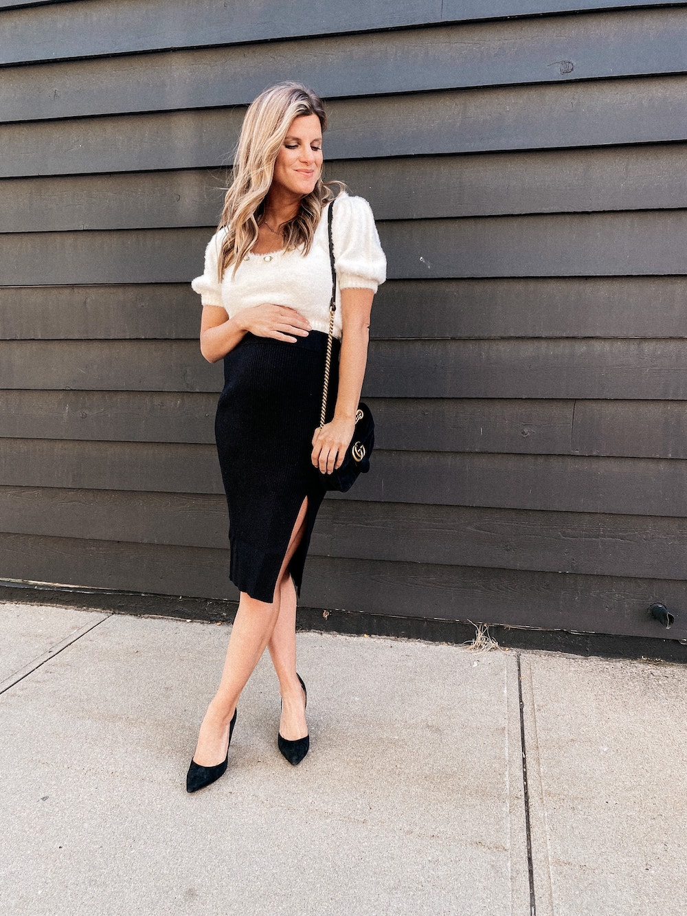 second trimester outfit idea black pencil skirt and cropped sweater